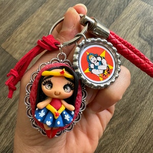 El llavero de doll  / el regalo de las mujeres para las mujeres
