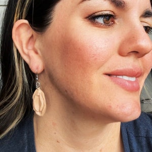 Female genitalia earrings / bulba earrings / Bachelorette party earrings/ vulva earrings / Feminist, Body positive art