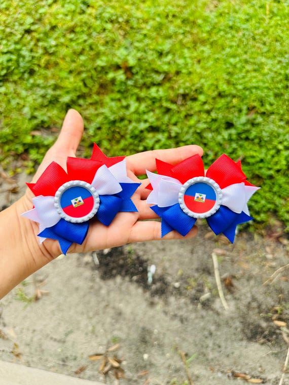 Haiti flag hair bow set . Hair bun in Haiti Arch bow set Haiti bow tie Chignon Haiti Flag for baby girl