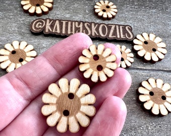 Daisy Buttons / Birch wood laser cut 3/4 inch OR 1 inch /   Ideal fror Crochet and Knit Projects