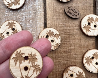 Palm Tree Buttons / Birch wood laser cut/ 1 inch  Ideal fror Crochet and Knit Projects