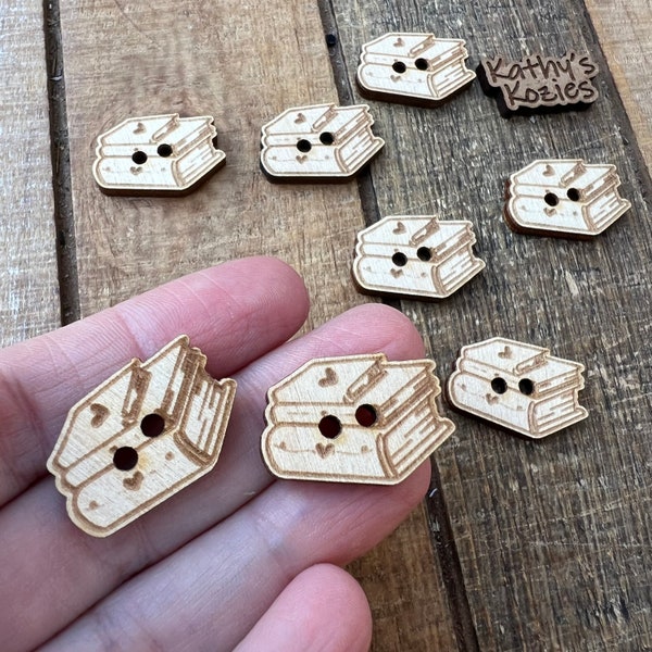 BOOK STACK w/ HEART Buttons /Birch wood/ laser cut and engraved / 4, 10 or 25 buttons / Crochet, Knitting, Sewing