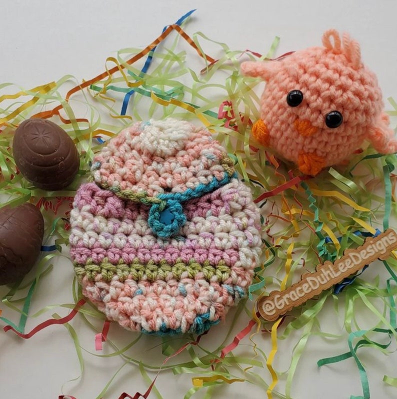 PDF PATTERN ONLY Easter Egg Pouch Crochet Pattern / Gift Card Holder / Easter Basket stuffer image 4