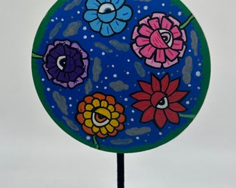 Night flowers magnet