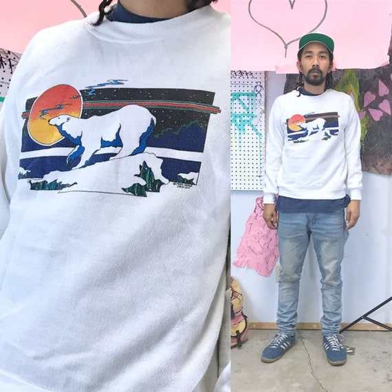 Vintage polar bear sweatshirt alaska 1980's winter white sweater hanes cotton size medium
