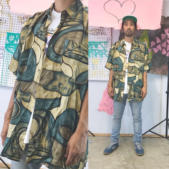 Vintage all over print shirt rayon loud print 1990s 1980s abstract art size large