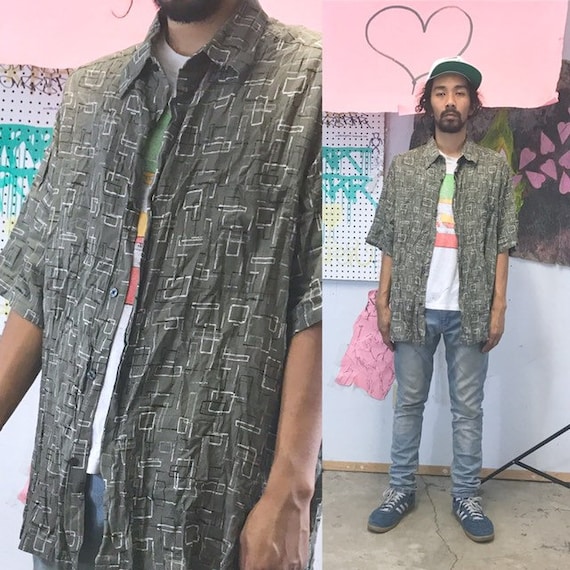 Vintage rayon shirt green all over print loud print 1990s 1980s 90s 80s size xl