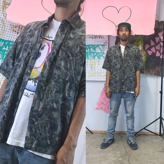 Vintage all over print shirt loud print rayon cotton 1990s 1980s size large