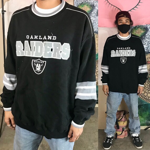 Vintage Oakland Raiders Black Sweatshirt by Lee Sports Polyester/Cotton XL 1990s 1980s