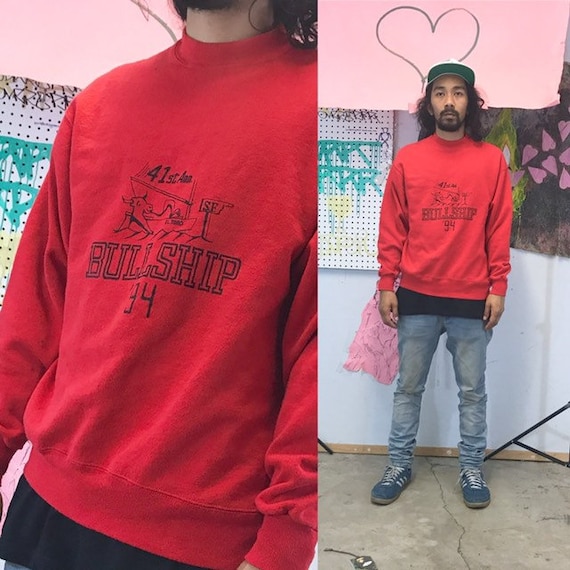 Vintage sweatshirt 1980's red hand drawn doodle navy bullship size large 1990s
