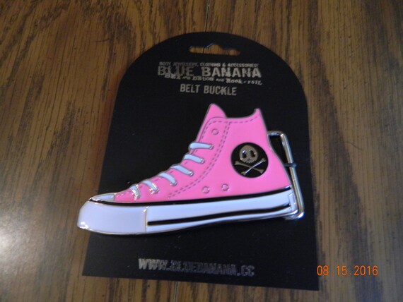 bright pink tennis shoes
