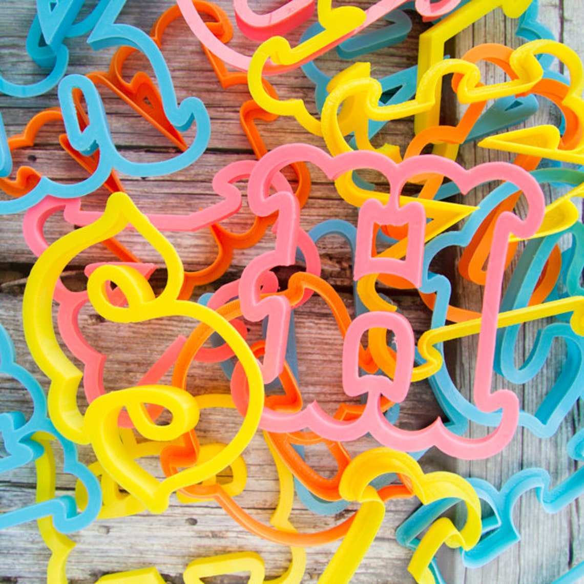 4 5 13 15 14 lettre de alphabet