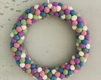 Grande couronne de porte desing pastel-Pâques-printemps- couronne de table- couronne de boules de feutre- couronne - danois- belle- feutre de laine- boules de feutre