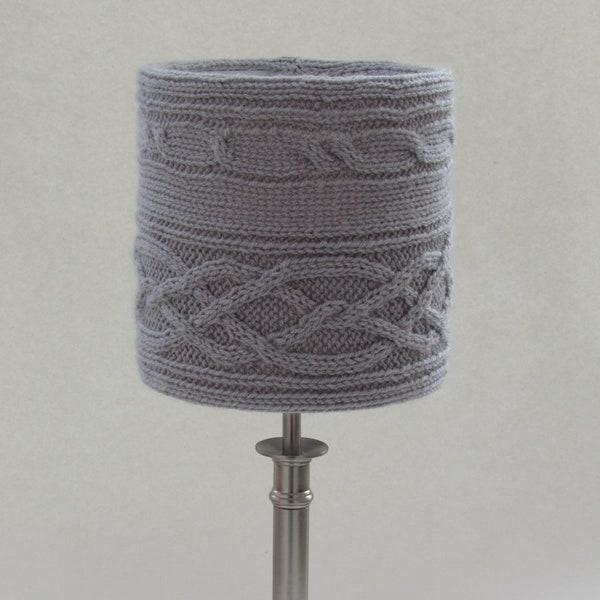 Modèle de tricot abat-jour Cablelight