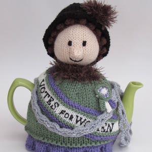 Suffragette Tea Cosy Knitting Pattern