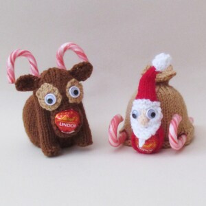 Terry’s Chocolate Orange Three Treats Cosies Knitting Pattern - Knit a Christmas gift for someone who has a sweet tooth.