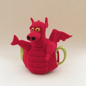 Welsh Dragon Tea Cosy Knitting Pattern