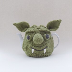 Goblin Head Tea Cosy Knitting Pattern