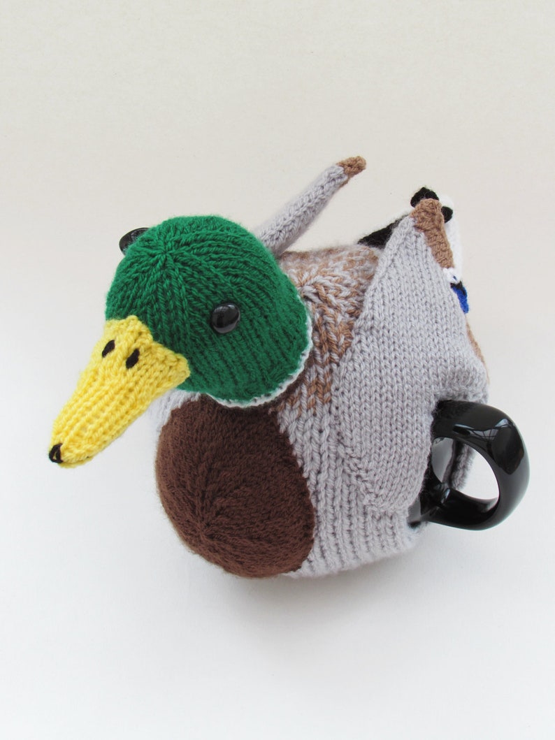 Mallard Duck Tea Cosy Knitting Pattern image 5