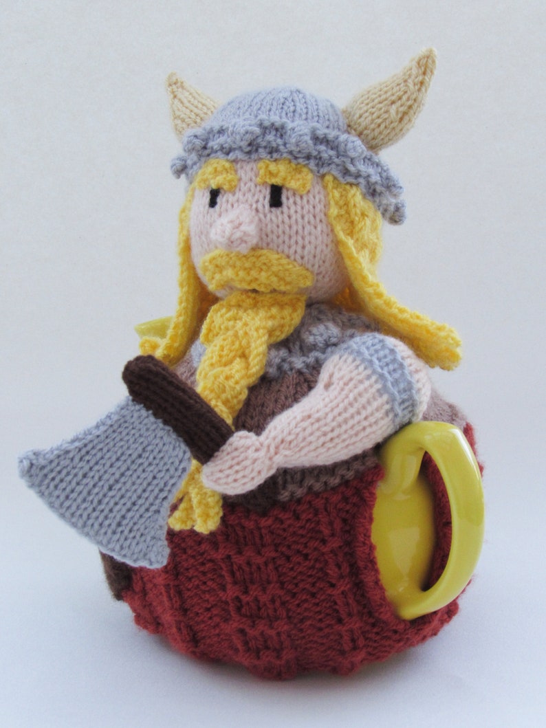 Viking Tea Cosy Knitting Pattern image 5