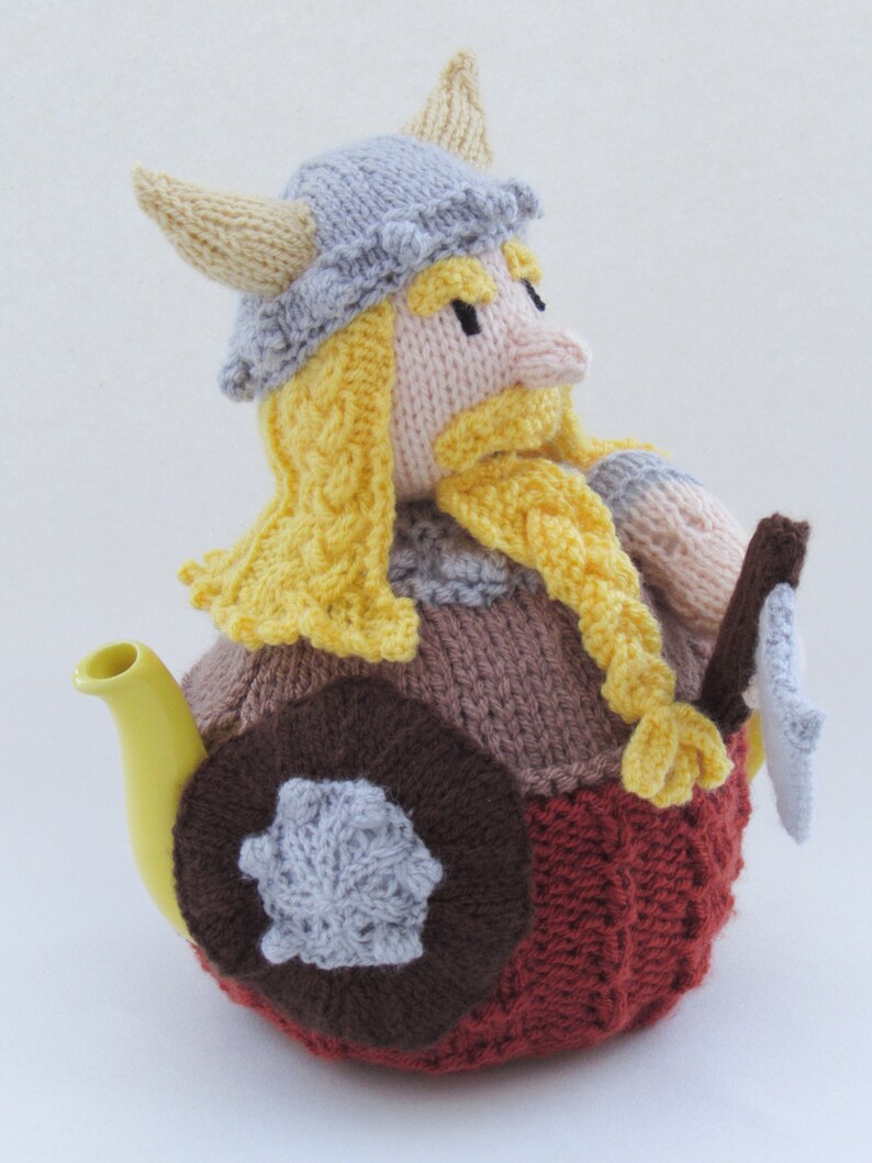 Viking Tea Cosy Knitting Pattern image 8