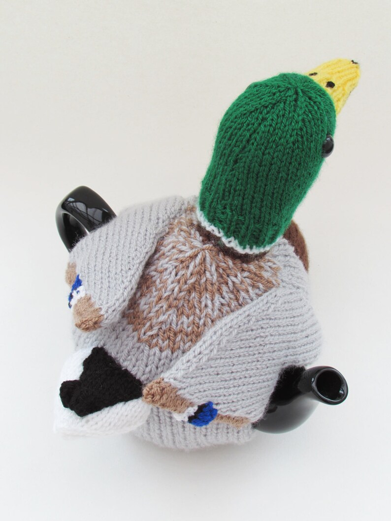 Mallard Duck Tea Cosy Knitting Pattern image 3