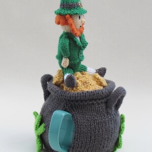 Lucky Leprechaun Tea Cosy Knitting Pattern image 5