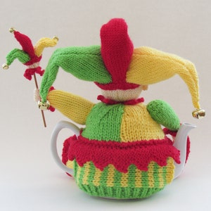 Court Jester Tea Cosy Knitting Pattern image 8