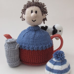 Dairy Farmer Tea Cosy Knitting Pattern