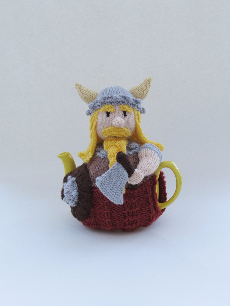 Viking Tea Cosy Knitting Pattern image 1