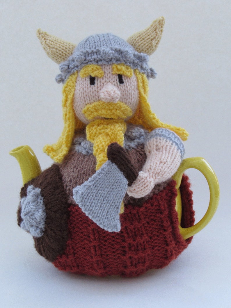 Viking Tea Cosy Knitting Pattern image 4