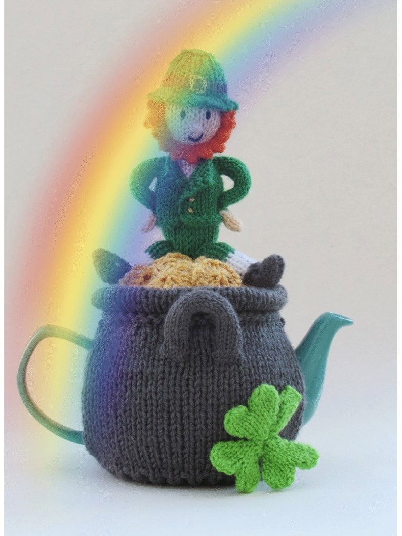 Lucky Leprechaun Tea Cosy Knitting Pattern image 10