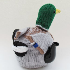 Mallard Duck Tea Cosy Knitting Pattern image 7