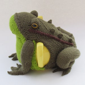 Frog Tea Cosy Knitting Pattern image 5