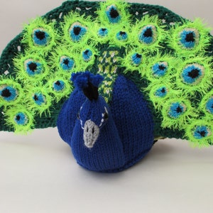 Peacock Tea Cosy Knitting Pattern