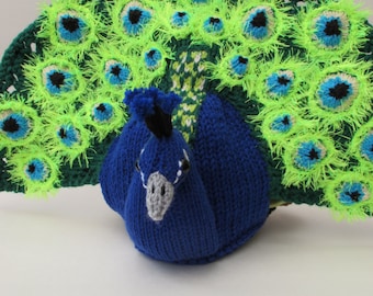 Peacock Tea Cosy Knitting Pattern