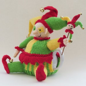 Court Jester Tea Cosy Knitting Pattern image 6