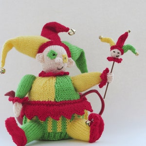 Court Jester Tea Cosy Knitting Pattern image 10