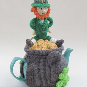 Lucky Leprechaun Tea Cosy Knitting Pattern image 4