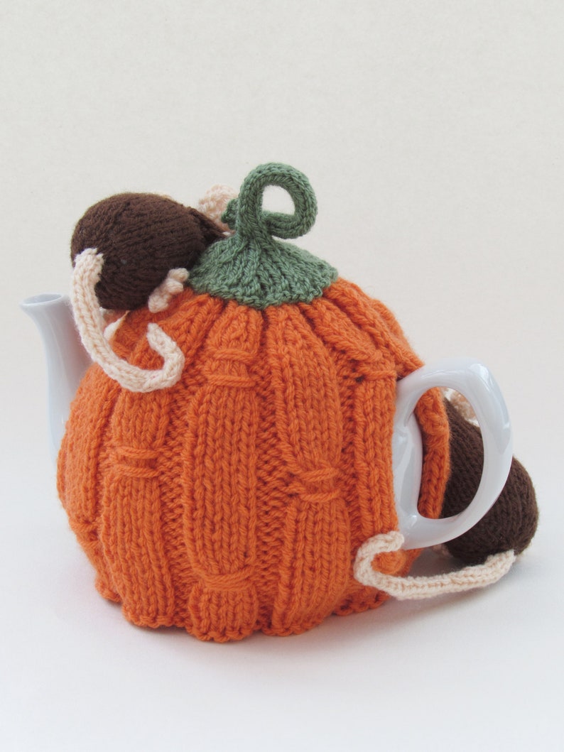 Harvest Pumpkin Tea Cosy Knitting Pattern image 7