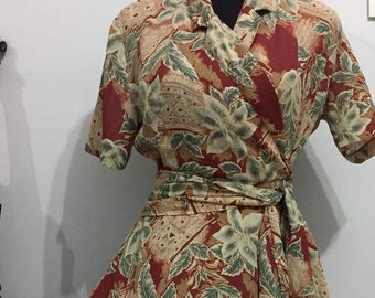 Lovely Wrap 1980s Vintage Dress // Size S