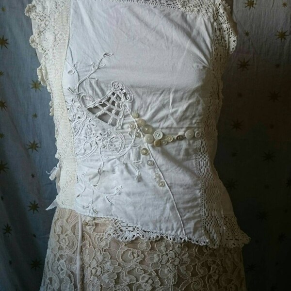 Highland Fairy white lace top size small