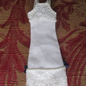 Cotton nightgown with blue lacitos for dollhouses image 2