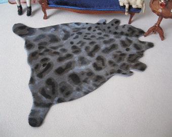 Cowhide rug with miniature hair for dollhouses