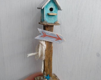 Miniature birdhouse for dollhouses