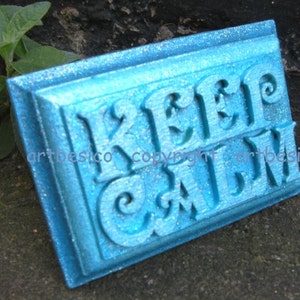 Panneau en bois Keep Calm - lettres en bois sur un panneau rectangle décoratif aux bords