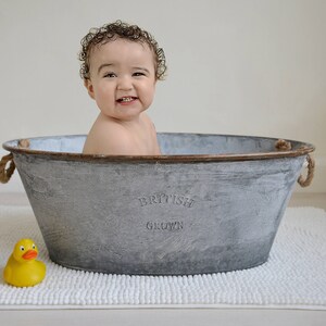 Instant Download. Digital Backdrop Vintage Style Metal Bath Wash Tub. Yellow Rubber Duck. Baby, toddler, photography  digital background