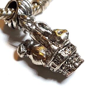Osterhase Charm, Kaninchen Charm, Hase im Osterkorb, Europäischer Charme, - Passend für alle Designer Armbänder