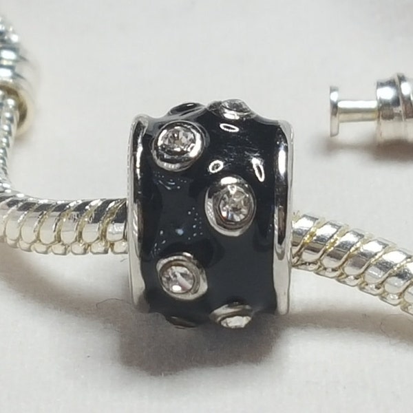 Breloque en métal noir, breloque en métal européenne, cristaux Swarovski Element transparents, convient à tous les bracelets de créateurs et européens