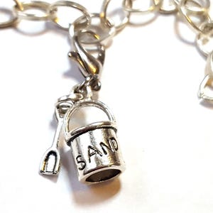 Sand Pail Charm, Beach Charm, Dangle Charm, Souvenir Charm, Lobster Clasp Charm, Clip On Charm,  Link Bracelets, Zipper Pull